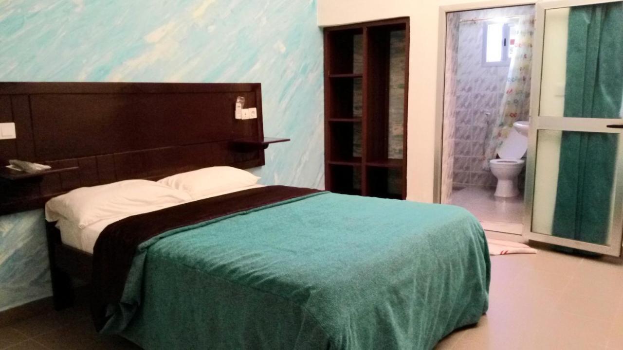 Hotel Du Golfe De Guinee Κονακρί Εξωτερικό φωτογραφία